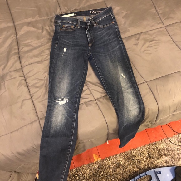 Gap Resolution True Skinny Jean 